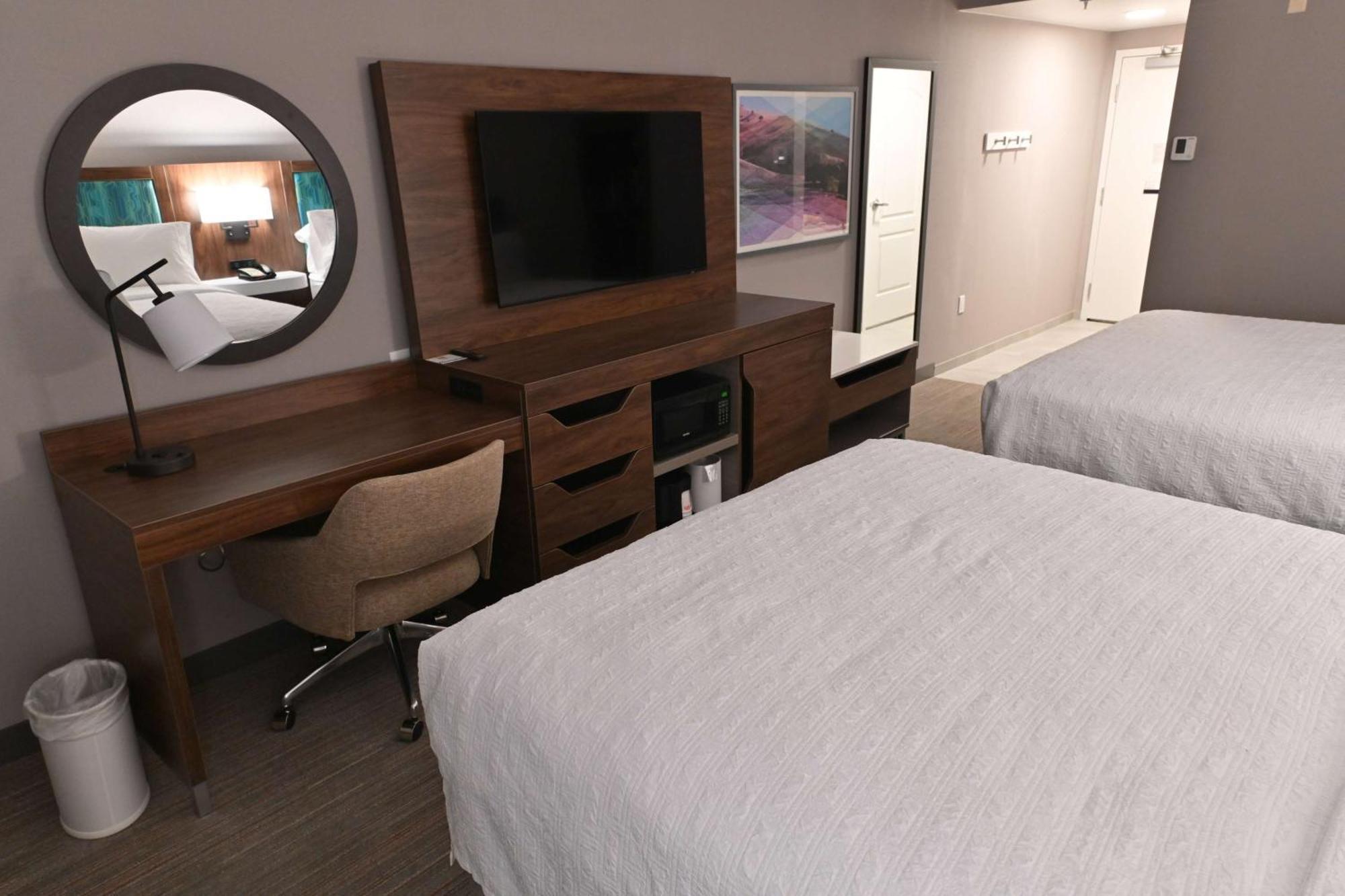 Hotel Hampton